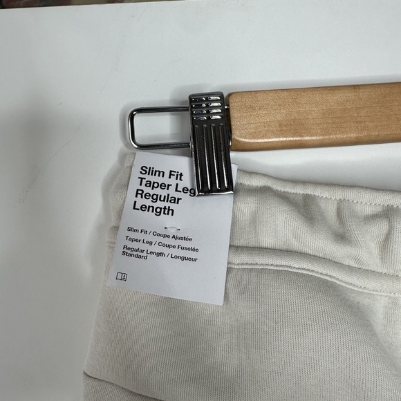 Nike Tech Fleece Sportswear Joggers Light Orewood Sweatpants HV0959-104 Sz S NEW - Picture 3 of 4